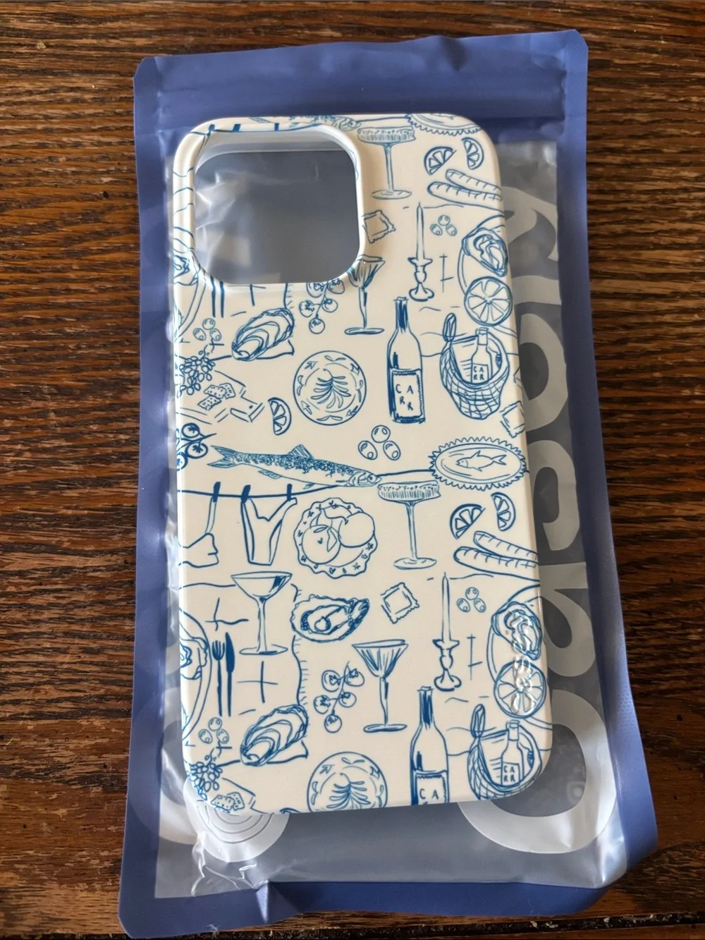 Casely Blue & White iPhone15 pro MagSafe case NWB